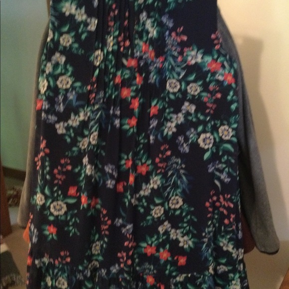 Rose and Olive dress - Picture 2 of 6